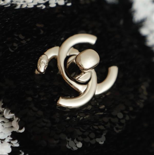 2026131214250858 900